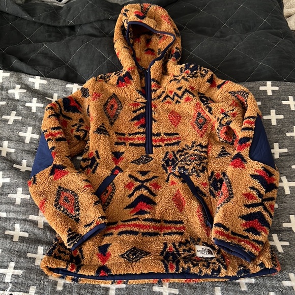 NWOT - North Face Campshire Hoodie - Picture 2 of 3